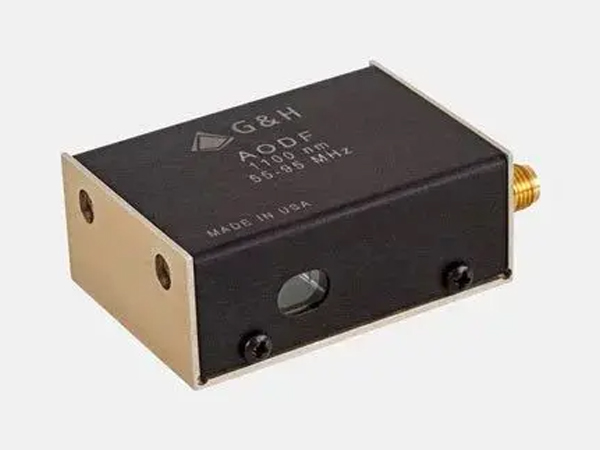 聲光偏轉器——用於偏轉和掃描激光束的聲光裝置